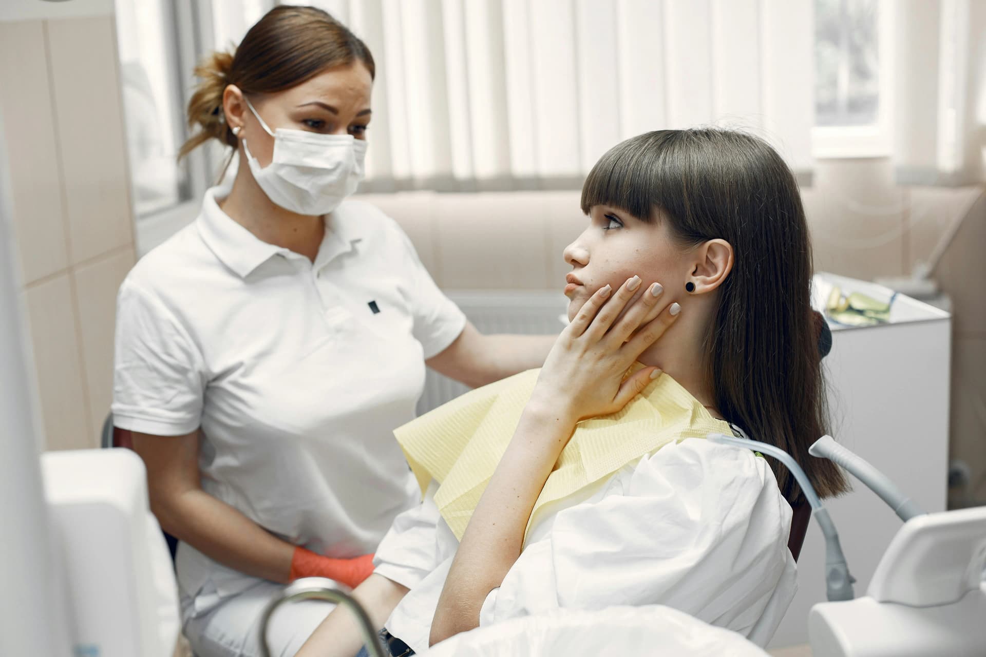 Toothache treatment, manchester emergency dentist